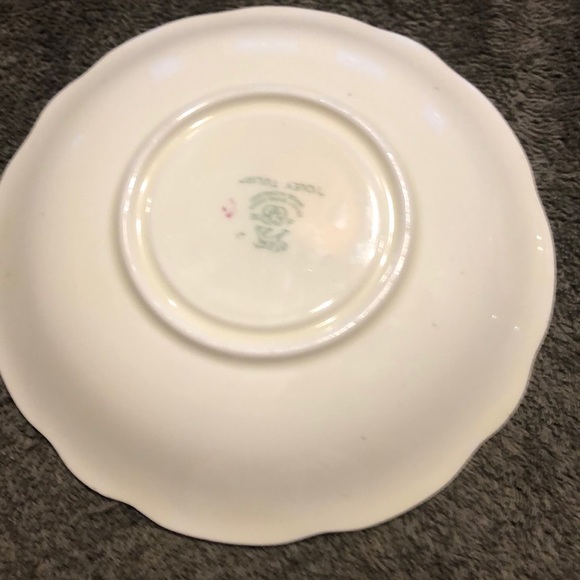 Vintage Foley Teacup and Saucer - Picture 4 of 7